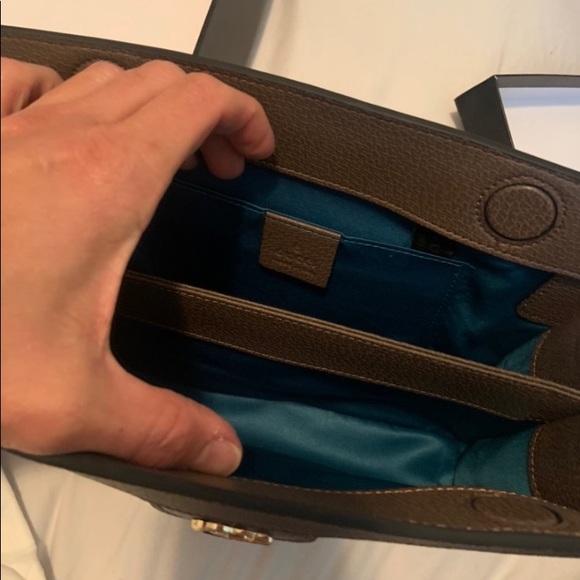 Beige Leather Crossbody Handbag - Picture 5 of 11